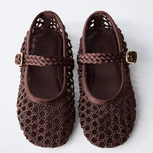 Zara Boho Preppy Brown Openwork Crochet Ballet Flats NWT Size US 1 / EU 32 - Picture 1 of 6